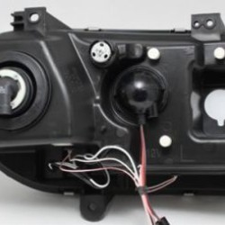 Φανάρια εμπρός angel eyes με led για Chrysler 300C (2004-2008) - μαύρα , με λάμπες (Η1) - σετ 2τμχ. Φανάρια εμπρός angel eyes με led για Chrysler 300C (2004-2008) - μαύρα , με λάμπες (Η1) - σετ 2τμχ.