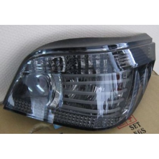 Πίσω φανάρια led για BMW E60 (2003-2007) - φιμέ με led φλας - σετ 2τμχ.