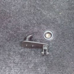 Πλαστικό κούμπωμα για στήριξη στο πάτωμα για το πατάκι - για ιαπωνικά αυτοκίνητα Πλαστικό κούμπωμα για στήριξη στο πάτωμα για το πατάκι - για ιαπωνικά αυτοκίνητα