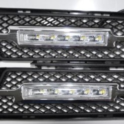 Φώτα ημέρας στη θέση για τα προβολάκια BMW E90 / E91 (2005-2008) - μαύρα Φώτα ημέρας στη θέση για τα προβολάκια BMW E90 / E91 (2005-2008) - μαύρα