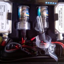Κιτ xenon H1 35W 8000K Κιτ xenon H1 35W 8000K