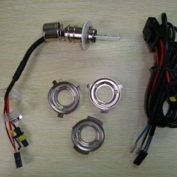 Bi xenon αποσυναρμολογούμενη λάμπα για μηχανάκια και σκούτερ H6 / HS1 6000K 35W - 1τμχ. Bi xenon αποσυναρμολογούμενη λάμπα για μηχανάκια και σκούτερ H6 / HS1 6000K 35W - 1τμχ.