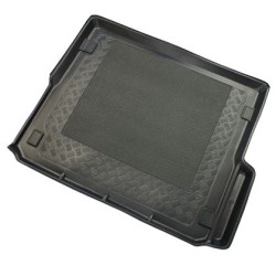 Πατάκι για πορτ - μπαγκάζ για Mercedes W211 Combi 2003-2009 with nagation and variobox (without left wing and shorter by 15 cm then the basic model 192289) - 1τμχ. Πατάκι για πορτ - μπαγκάζ για Mercedes W211 Combi 2003-2009 with nagation and variobox (without left wing and shorter by 15 cm then the basic model 192289) - 1τμχ.