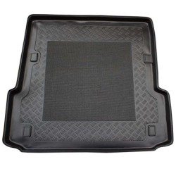 Πατάκι για πορτ - μπαγκάζ για Mercedes W211 Combi 2003-2009 standard model (with left and right wing) - 1τμχ. Πατάκι για πορτ - μπαγκάζ για Mercedes W211 Combi 2003-2009 standard model (with left and right wing) - 1τμχ.