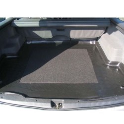 Πατάκι για πορτ - μπαγκάζ για Opel Omega B Caravan Combi 1994-2003 - 1τμχ. Πατάκι για πορτ - μπαγκάζ για Opel Omega B Caravan Combi 1994-2003 - 1τμχ.