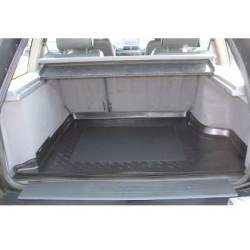 Πατάκι για πορτ - μπαγκάζ για Land Rover Range Rover (P38A) 1994-2002 5 seats - 1τμχ. Πατάκι για πορτ - μπαγκάζ για Land Rover Range Rover (P38A) 1994-2002 5 seats - 1τμχ.