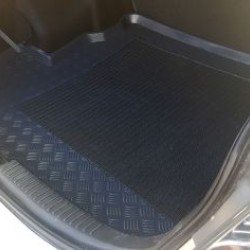 Πατάκι για πορτ - μπαγκάζ για Mazda 6 I Sedan 2002-2008 - 1τμχ. Πατάκι για πορτ - μπαγκάζ για Mazda 6 I Sedan 2002-2008 - 1τμχ.