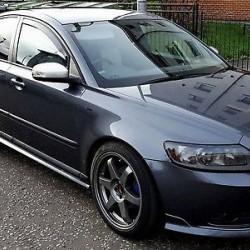 Ανεμοθραύστες για Volvo S40 (2004+) sedan - 2 τμχ. εμπρός Ανεμοθραύστες για Volvo S40 (2004+) sedan - 2 τμχ. εμπρός