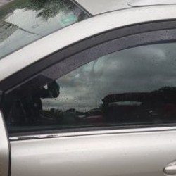 Ανεμοθραύστες για Toyota Avensis (2003-2009) 5 πορτο , sedan - 2 τμχ εμπρός