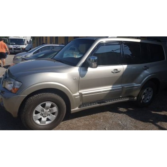 Ανεμοθραύστες για Mitsubishi Pajero Wagon (2000-2018) 5 πορτο - 4 τμχ. εμπρός και πίσω
