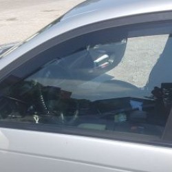 Ανεμοθραύστες για Toyota Corolla (2002-2007) 5 πορτο, sedan - 2 τμχ εμπρός Ανεμοθραύστες για Toyota Corolla (2002-2007) 5 πορτο, sedan - 2 τμχ εμπρός