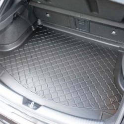 Πατάκι για πορτ - μπαγκάζ για  Hyundai i30 Fastback  (2017+) - sedan - 1τμχ. Πατάκι για πορτ - μπαγκάζ για  Hyundai i30 Fastback  (2017+) - sedan - 1τμχ.