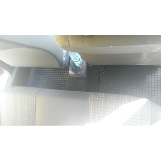 Λαστιχένια πατάκια για VW Polo 9N (2001-2009) / SEAT Ibiza / Cordoba (2002-2008) - 4τμχ.