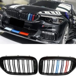 Καρδιές μάσκας για BMW F10 / F11 (2010+) με διπλή γρίλια - tri color - 2τμχ. Καρδιές μάσκας για BMW F10 / F11 (2010+) με διπλή γρίλια - tri color - 2τμχ.
