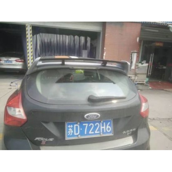 Αεροτομή οροφής για Ford Focus (2012-2018) hatchback - RS style - μαύρη γυαλιστερή