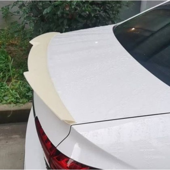 Αεροτομή πορτ μπαγκάζ για Audi A4 B9 (2019+) M4 Style - μαύρη γυαλιστερή