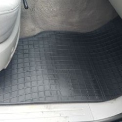 Λαστιχένια πατάκια Frogum για KIA Sorento I (2003-2009) - 4τμχ. Λαστιχένια πατάκια Frogum για KIA Sorento I (2003-2009) - 4τμχ.