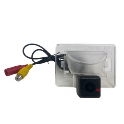 Κάμερα οπισθοπορείας για Mazda 5 (2006-2010) Κάμερα οπισθοπορείας για Mazda 5 (2006-2010)