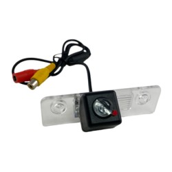 Κάμερα οπισθοπορείας για Skoda Superb Κάμερα οπισθοπορείας για Skoda Superb