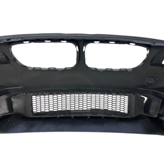 Προφυλακτήρας εμπρός για BMW F10 / F11 - M pack design χωρίς ανοίγματα για parktronic, με πιτσιλίθρες