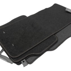 Πατάκια μοκέτα για MAZDA RX-8 (2005-2012) - 4τμχ. Πατάκια μοκέτα για MAZDA RX-8 (2005-2012) - 4τμχ.