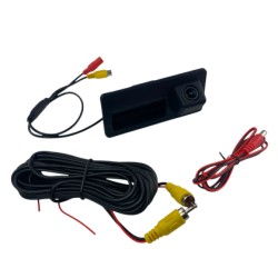 Κάμερα οπισθοπορείας για Audi A4 / A5 / S5 / Q3 / Q5 / VW Passat / Tiguan / Golf / Passat / Touran / Jetta / Sharan / Touareg  - στην θέση του χερουλιού