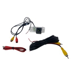 Κάμερα οπισθοπορείας για Audi A3, A4, A6, A8, Q7, RS4, RS6 - με άνοιγμα για βίδα Κάμερα οπισθοπορείας για Audi A3, A4, A6, A8, Q7, RS4, RS6 - με άνοιγμα για βίδα