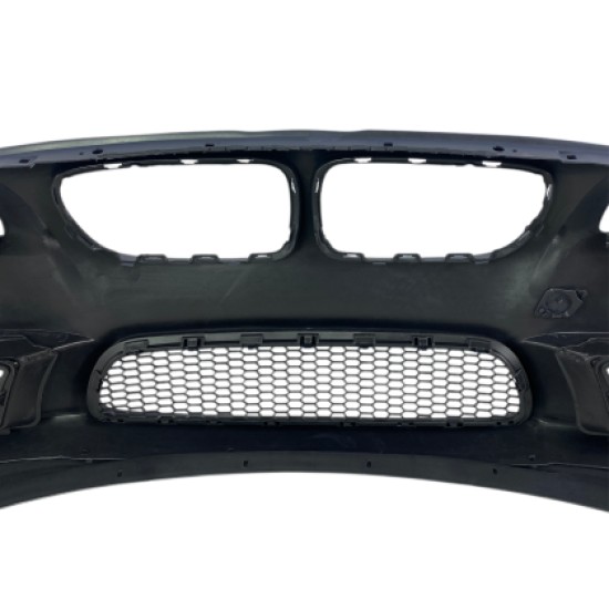 Προφυλακτήρας εμπρός για BMW F10/F11 (2011-2014) - M5 design με ανοίγματα parktronic και πιτσιλίθρες