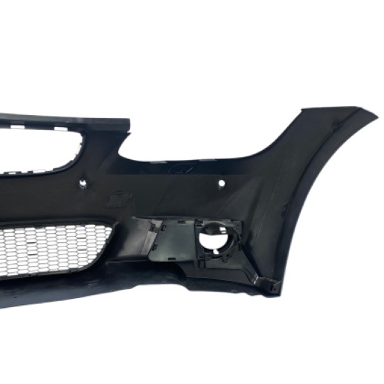 Προφυλακτήρας εμπρός για BMW E92 (2006-2009) M pack design με ανοίγματα parktronic και πιτσιλίθρες