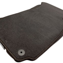 Πατάκια μοκέτα για VW Passat B5 (1996-2001) με στρόγγυλα κουμπώματα - 4τμχ.