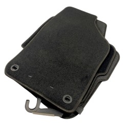 Πατάκια μοκέτα για VW Polo 9N (2001-2009) - με στόγγυλα κουμπώματα - 4τμχ.