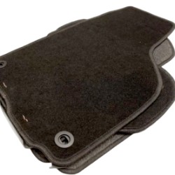 Πατάκια μοκέτα για Vw Golf 5 / 6 / Jetta (2005-2011) με οβάλ κουμπώματα - 4τμχ.