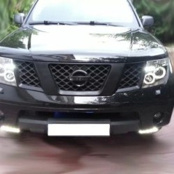 Φανάρια εμπρός led angel eyes για Nissan Navara / Pathfinder (2005-2009) - μαύρα , με λάμπες (Η1) - σετ 2τμχ. Φανάρια εμπρός led angel eyes για Nissan Navara / Pathfinder (2005-2009) - μαύρα , με λάμπες (Η1) - σετ 2τμχ.