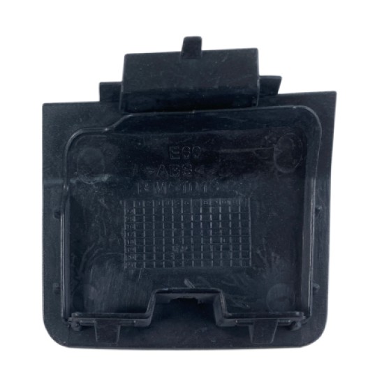 Καπάκι γάντζου για πίσω προφυλακτήρα για BMW E60 M pack Καπάκι γάντζου για πίσω προφυλακτήρα για BMW E60 M pack