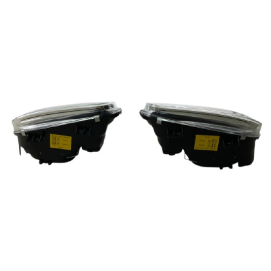 Φανάρια εμπρός για Vw Golf IV R32 - chrome , χωρίς λάμπες (Η7) - σετ 2τμχ. Φανάρια εμπρός για Vw Golf IV R32 - chrome , χωρίς λάμπες (Η7) - σετ 2τμχ.