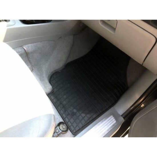 Λαστιχένια πατάκια Frogum για TOYOTA Hilux (2005-2015) - 4τμχ. Λαστιχένια πατάκια Frogum για TOYOTA Hilux (2005-2015) - 4τμχ.