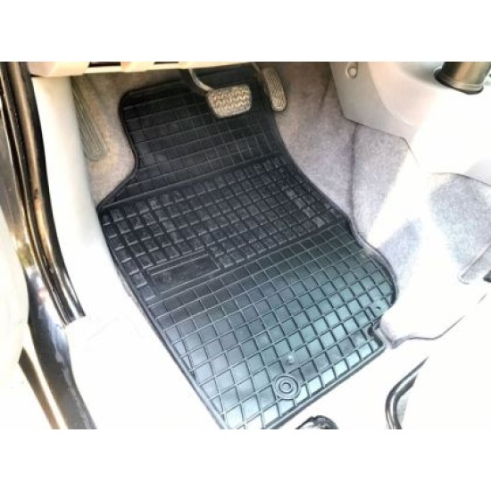 Λαστιχένια πατάκια Frogum για TOYOTA Hilux (2005-2015) - 4τμχ. Λαστιχένια πατάκια Frogum για TOYOTA Hilux (2005-2015) - 4τμχ.