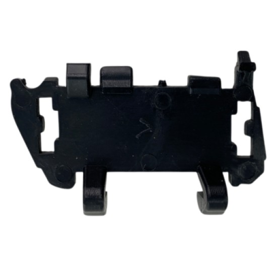 Βάση για καπάκι πιτσιλίθρας BMW E60 M pack - αριστερή Βάση για καπάκι πιτσιλίθρας BMW E60 M pack - αριστερή