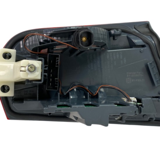 Πίσω φανάρια led για F30 (2011-2015) facelift design - σετ 2τμχ. Πίσω φανάρια led για F30 (2011-2015) facelift design - σετ 2τμχ.