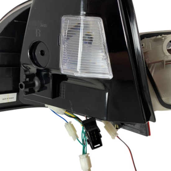 Πίσω φανάρια led για BMW E46 sedan (2001-2005) - φιμέ φλάς - σετ 2τμχ. Πίσω φανάρια led για BMW E46 sedan (2001-2005) - φιμέ φλάς - σετ 2τμχ.