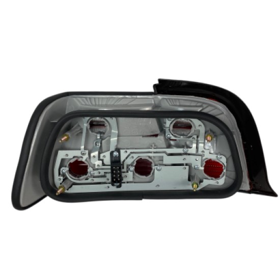 Πίσω φανάρια για BMW E36 cabrio (1991-1999) - σετ 2τμχ. Πίσω φανάρια για BMW E36 cabrio (1991-1999) - σετ 2τμχ.