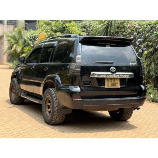 Αεροτομή οροφής Toyota Prado J120 (2003-2009) με τρίτο στοπ - μαύρη γυαλιστερή