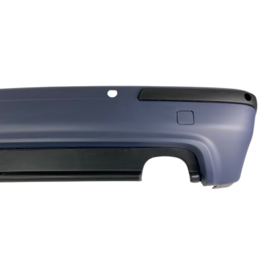 Πίσω προφυλακτήρας BMW E39 sedan με διπλό diffuser - M5 design με ανοίγματα parktronic