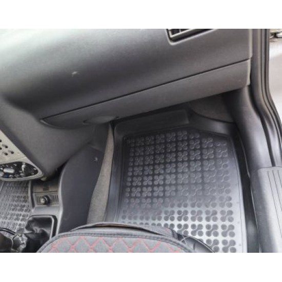 Λαστιχένια πατάκια OPEL Corsa C (2000-2006) - τύπου σκαφάκι - 4τμχ., Rezaw Plast Λαστιχένια πατάκια OPEL Corsa C (2000-2006) - τύπου σκαφάκι - 4τμχ., Rezaw Plast