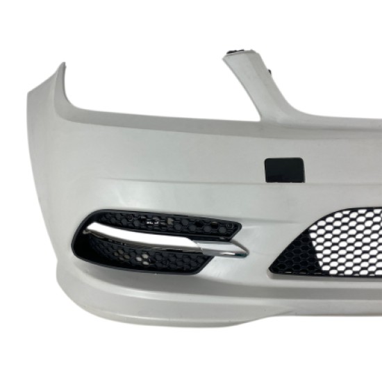 Προφυλακτήρας εμπρός Mercedes C-Class W204 (2007-2010) - Facelift look με φώτα ημέρας