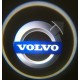 Προτζέκτορες πόρτας στη θέση της πλαφονιέρας με λογότυπο Volvo