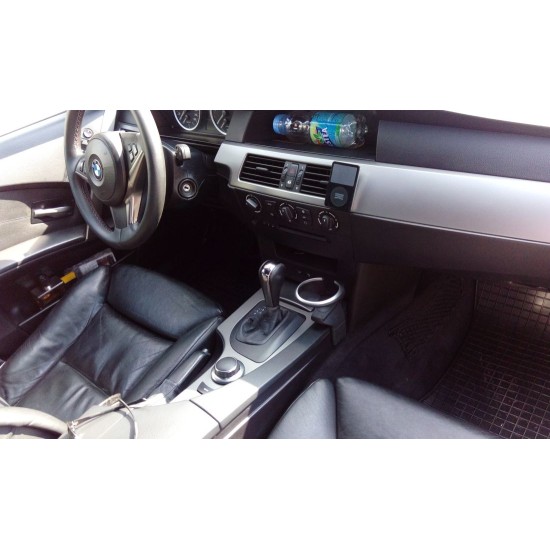 Ποτηροθήκη για BMW E60 / E61 - δίπλα στο λεβιέ ταχυτήτων