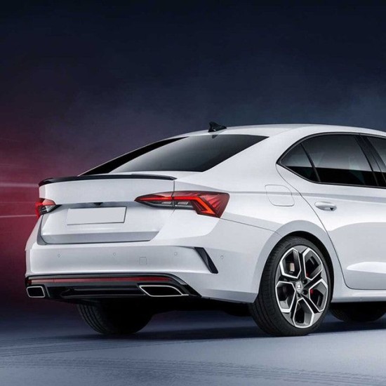 Αεροτομή πορτ μπαγκάζ για Skoda Octavia (2020+) VRS Style - μαύρη γυαλιστερή