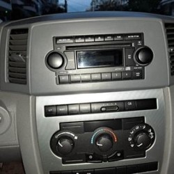 Bizzar 4T Series Jeep Grand Cherokee 2005-2007 4core Android13 2+32GB Navigation Multimedia Tablet 10"