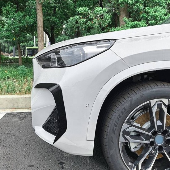 Μπροστινά Spoiler Flaps Για Bmw X1 U11 2022+ M-Packet Γυαλιστερό Μαύρο 2 Τεμάχια